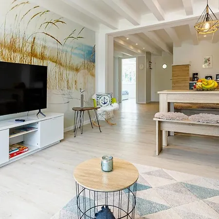 Апартаменты Strandurlaub Ruegen 